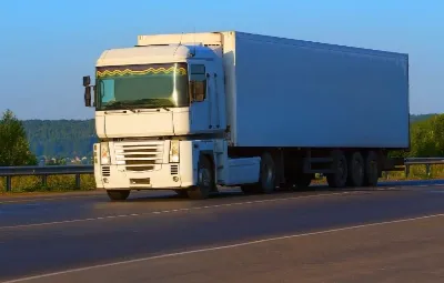 İzmir ile Bor Arası Öğrenci Eşyası Taşıma